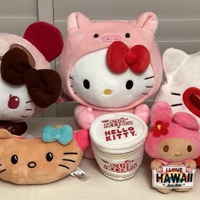CMS037 Five Hello Kitty & My Melody Plushies