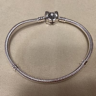 CMS068 Sterling Silver Charm Bracelet With Bow Clasp New