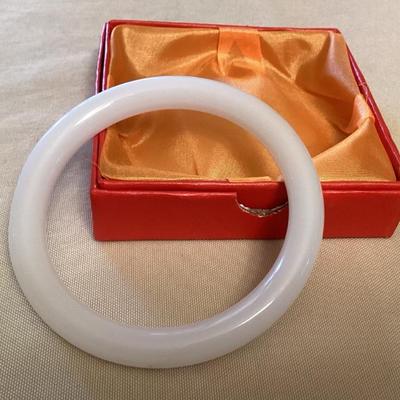 CMS092 White Jade Bangle Bracelet New