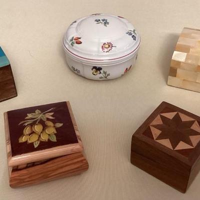 CMS051 Five Beautiful Trinket Boxes