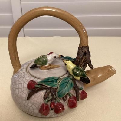 CMS017 Majolica Ceramic Teapot 