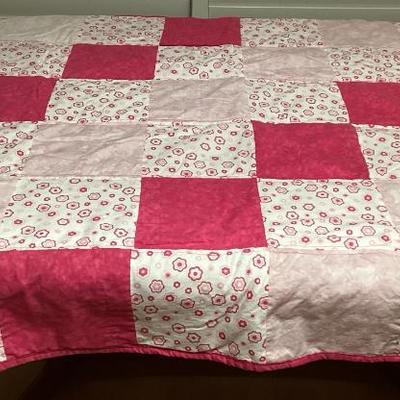 CMS010 Pink Floral Patchwork Quilt Blanket 