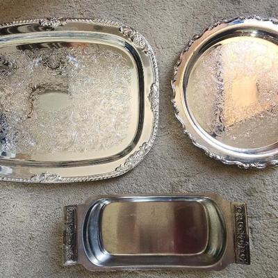 AAA161 - Decorative Metal Platters 