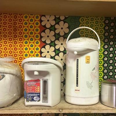 AAA210 - Rice cookers And Pot