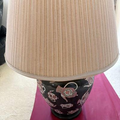 AAA185 Lamp with Teapot Design 