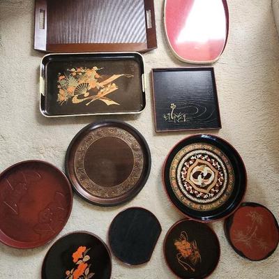 AAA160 - Assorted Decorative Platters 