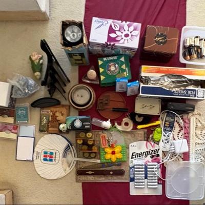 AAA076 Miscellaneous Assortment Of Office Goods