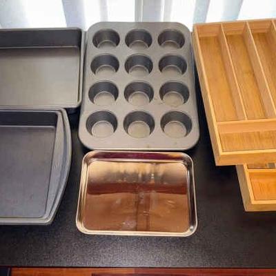 AAE424 Baking Trays and Cutlery Organizers