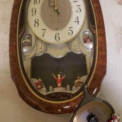 AAA228- Seiko Melody In Motion Clock & Pendulum