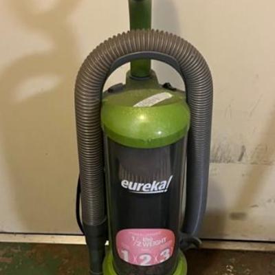 AAA059 Eureka Optima Vacuum