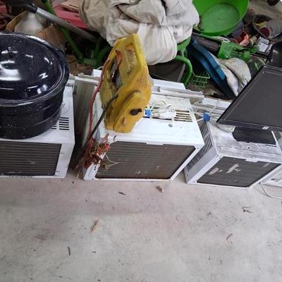 Working air conditioners