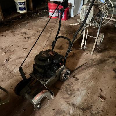 Sale Photo Thumbnail #32: Edger