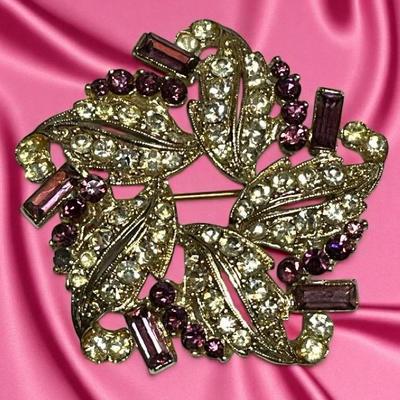 Vintage rhinestone brooch