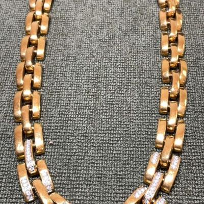 Gold tone collar necklace