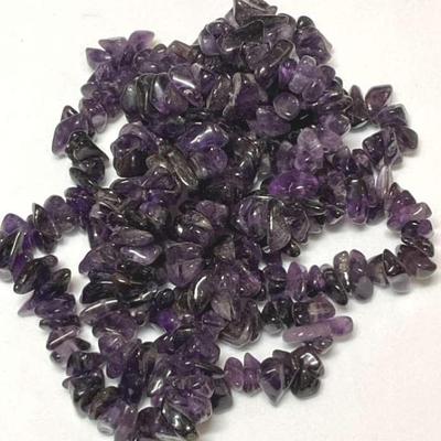 Amethyst chip stone necklace with complementing earrings