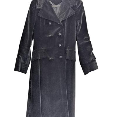 Vintage 1960s Women’s Velvet Coat