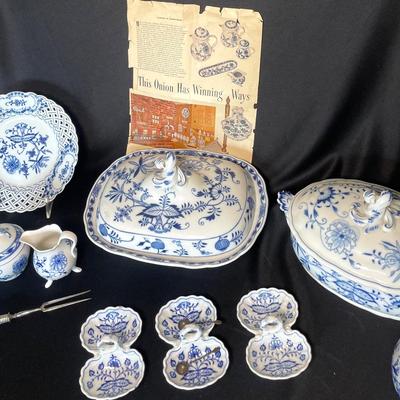Vintage Blue Onion Set 