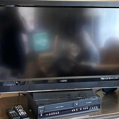 Vizio TV & Magnavox Media Player 
