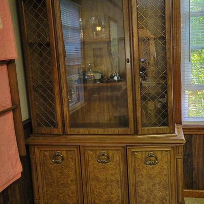 China Cabinet/Hutch #2