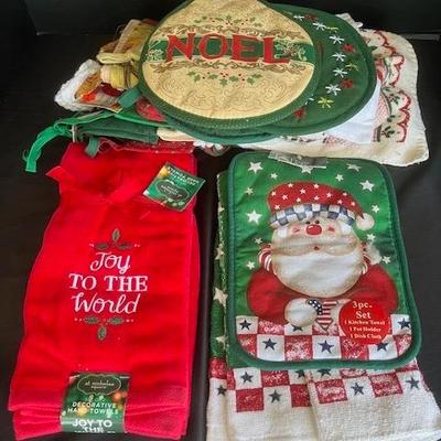 Sale Photo Thumbnail #142: Christmas Kitchn Stuff