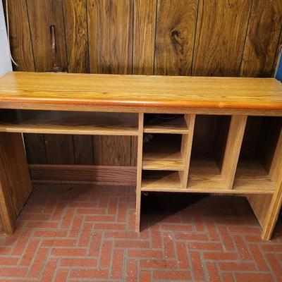 Sale Photo Thumbnail #107: Desk