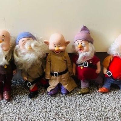 7 Dwarves