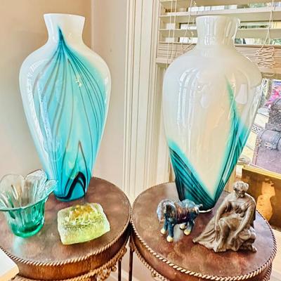 Feather pull vases
