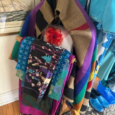 Sale Photo Thumbnail #155