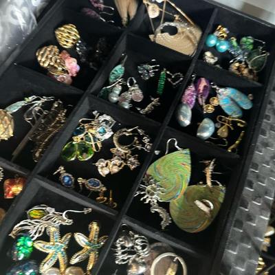 Sale Photo Thumbnail #120