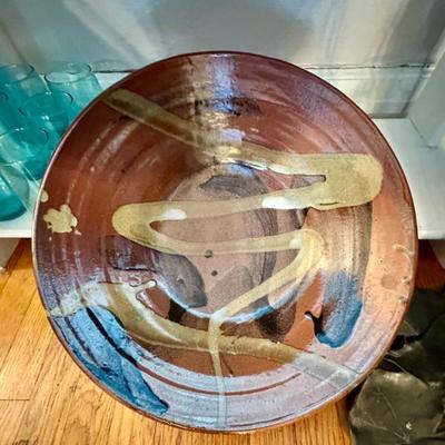Sale Photo Thumbnail #87: Art Pottery