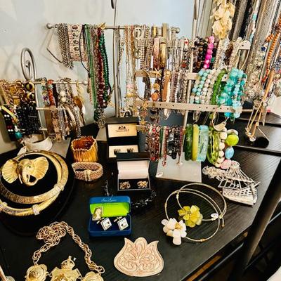 Sale Photo Thumbnail #135
