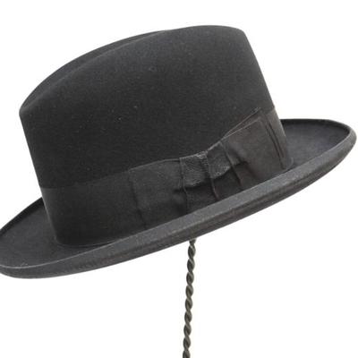 Sale Photo Thumbnail #207: Vintage Lock & Co, London Black Fedora in the Original Box. In box 14 3/4"x7". Weight 2 lbs. A hatters rich in history, innovation and design, Lock & Co. is the iconic British brand with two royal warrants to its name. Founded in 1676 by James Lock, the f