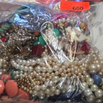Sale Photo Thumbnail #208