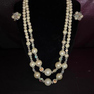 Lot 304: Vintage White And Clear Pearl And Crystal Jewelry 