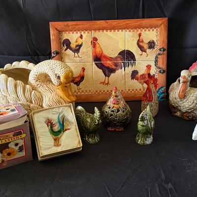 Lot 410: Lot of Country Farmhouse Rooster, Chicken & Duck Decor – Figurines, Cookie Jars, Wall Art &