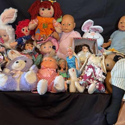 Lot 139:  Babies Looking For Love