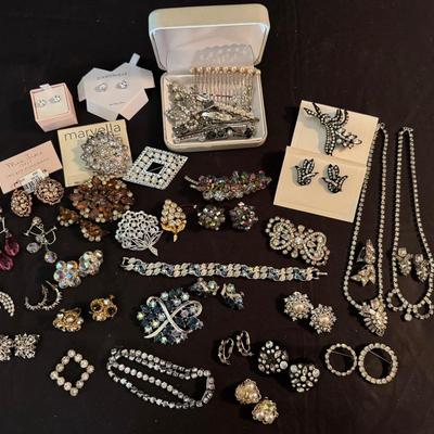 Lot 229: Mid Century Rhinestone Brooches , Necklaces, Clip On Earrings, Hair Accessories 