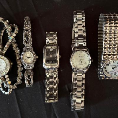 Lot 427: Lot of 6 Ladies’ Quartz Wristwatches – Rawlings, John Weitz, Harvé Benard, Gramercy & More