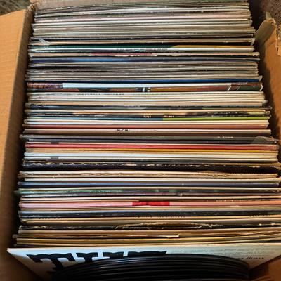 Lot 212: Mystery Lot Of Albums( Golden Oldies, Showtunes, Holiday, 50& 60’s