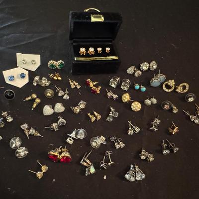 Lot 252: Large Collection Of Stud Earrings