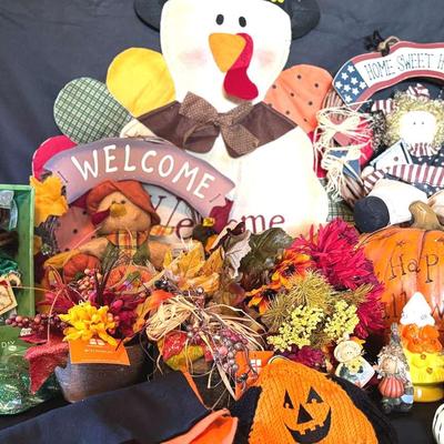 Lot 149:  Now Comes St. Patrick’sDay, July4th, Halloween , And Thanksgiving