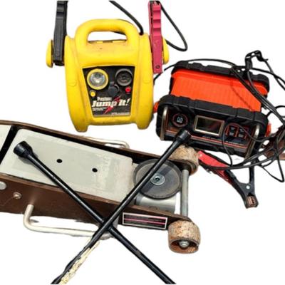 Auto Lot - Jumper, Battery Charger, Jacks