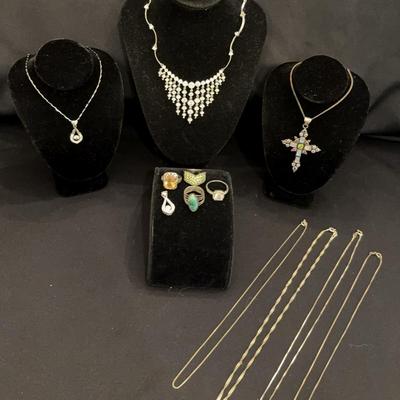 Sterling Silver Lot - 4 rings, 7 necklaces, 1 pendant - 80g 925 Silver 