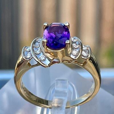 119) NAGL Graded 14k Amethyst Quartz Diamond Ring 1221218