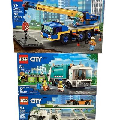 177) NEW Lego City, Car & Crane Trio