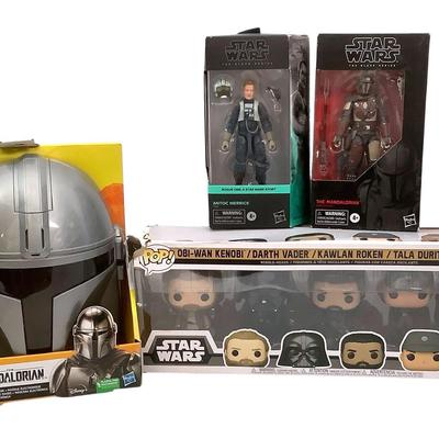138) New Collectible  Star Wars Figures 