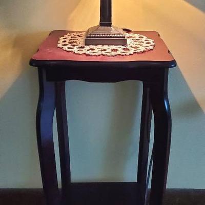 Small Table and Stained Glass Memory Lamp