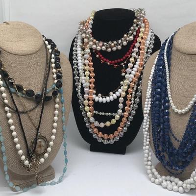 Jewelry Lot Vintage Beaded Pendant Necklaces Blue White & Red