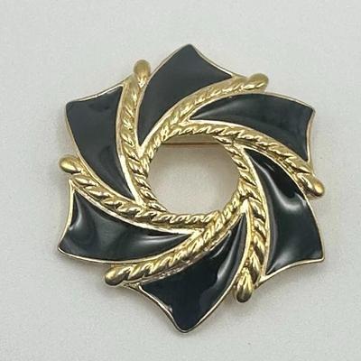 Trifari Black Enamel Gold Tone Swirl Brooch Pin