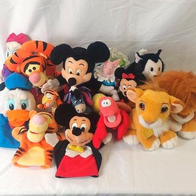 Vintage Disney! Puppets & Plushies. 